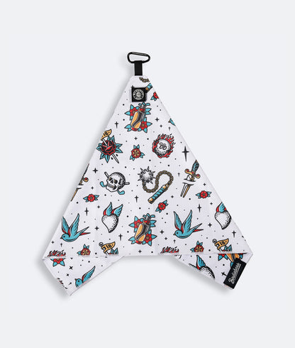 Retro Tattoo White - Magnetic Golf Towel
