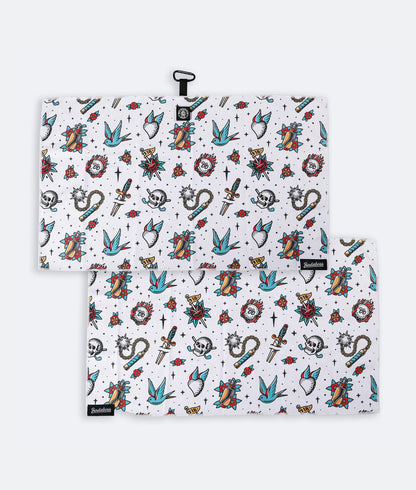 Retro Tattoo White - Magnetic Golf Towel