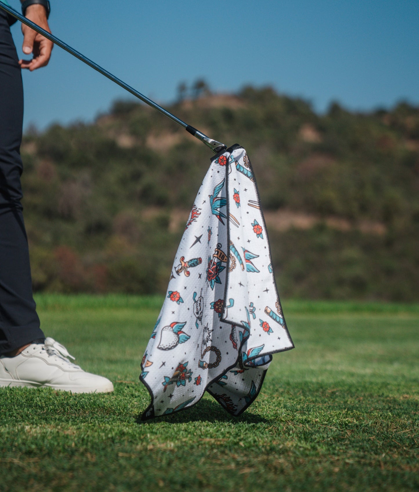 Retro Tattoo White - Magnetic Golf Towel